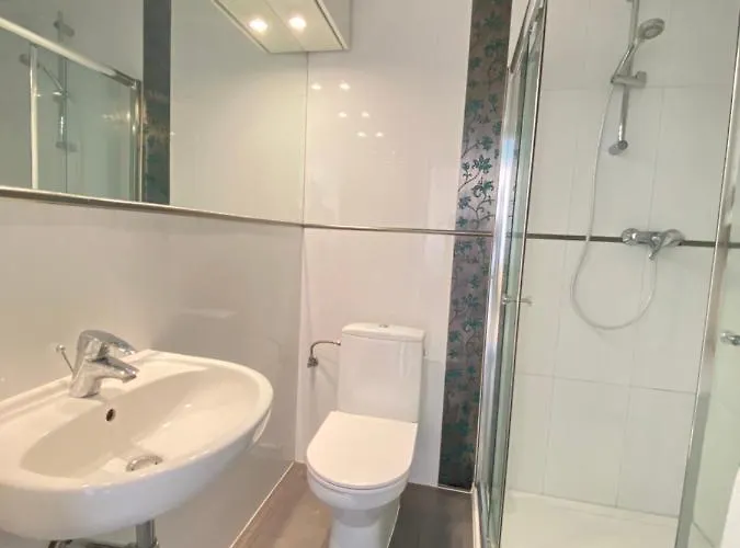 Apartment Kawalerka W Centrum Gdyni Z Osobna Kuchnia, 15 Min Spacerem Od Morza *