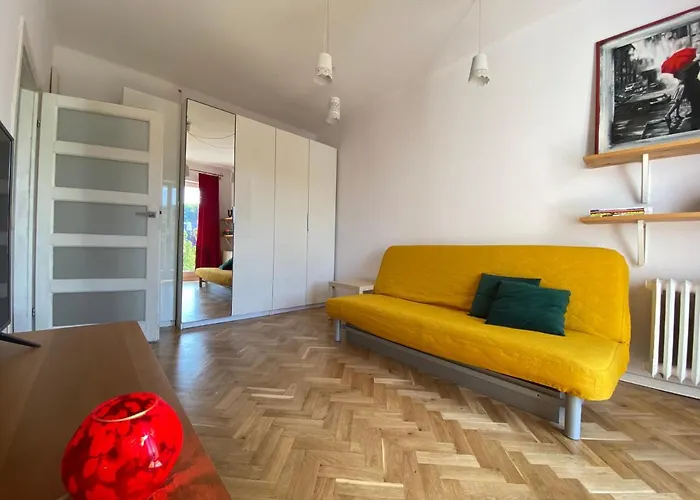 Kawalerka W Centrum Gdyni Z Osobna Kuchnia, 15 Min Spacerem Od Morza *